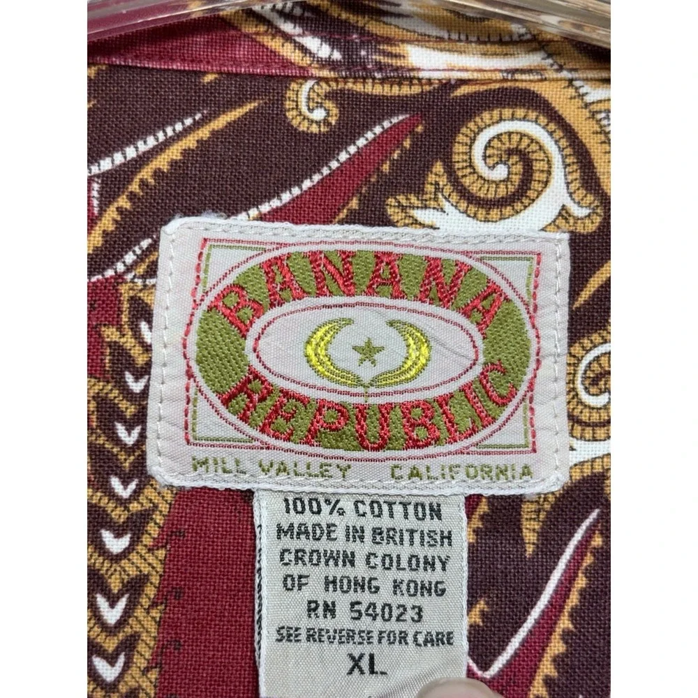 Vintage Banana Republic Safari Travel Shirt Men XL Red Tropical Floral Hong Kong